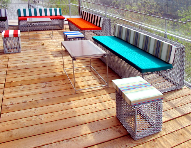 Loungemöbel für den öffentlichen Aussenraum