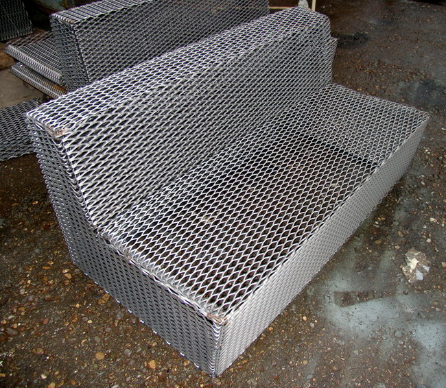 Loungemöbel aus Streckmetall