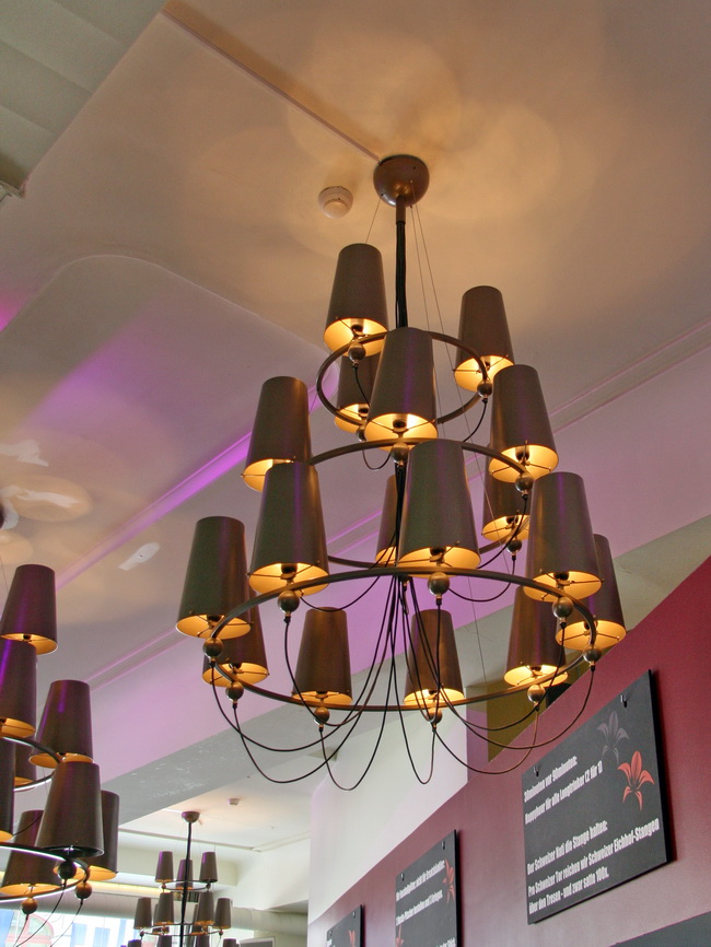 kronleuchter leuchtenschirme messing 01