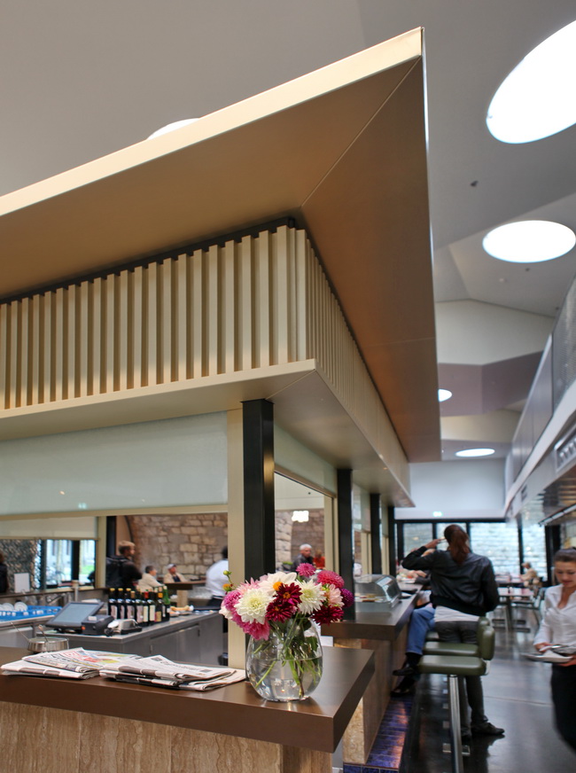 bar restaurant markthalle im viadukt 03