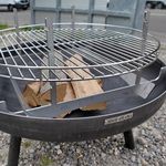 Grillsupport der Halter für den Edelstahlgrill auf Feuerschalen